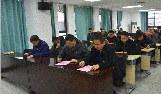 成人导航
选举3